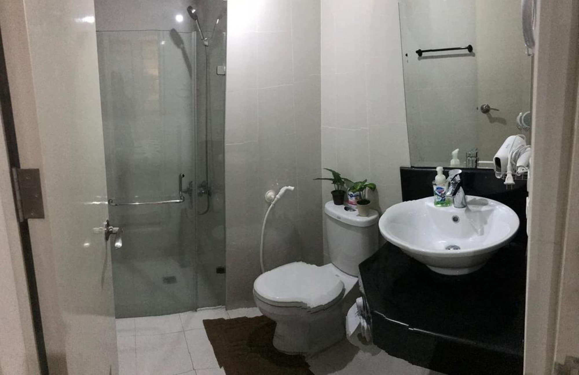 One Palm Tree Apartments Manila Luaran gambar
